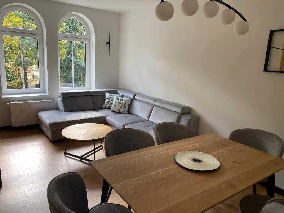 Apartamenty Przy Parku Szwedzkim Szczawno-Zdroj Kültér fotó